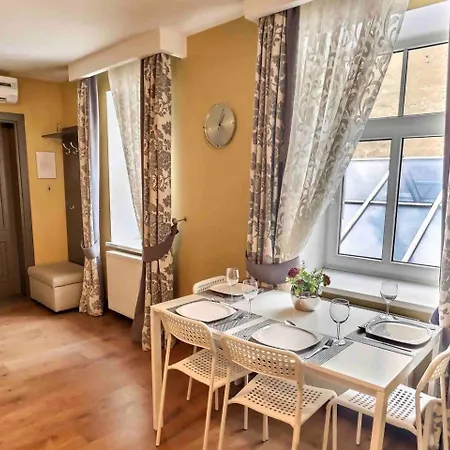 Apartment Luxury And Romance In Old Town Riga